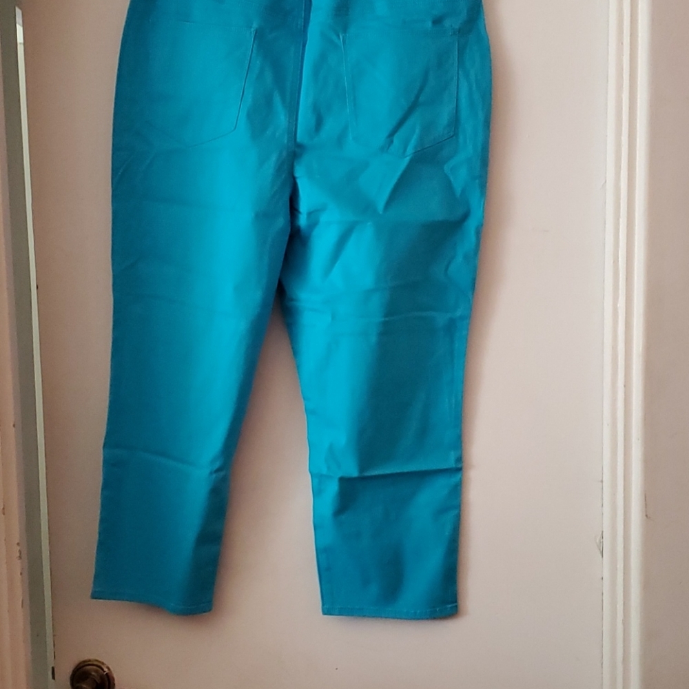 Chicos pants, blue slim leg crop, size 3/16